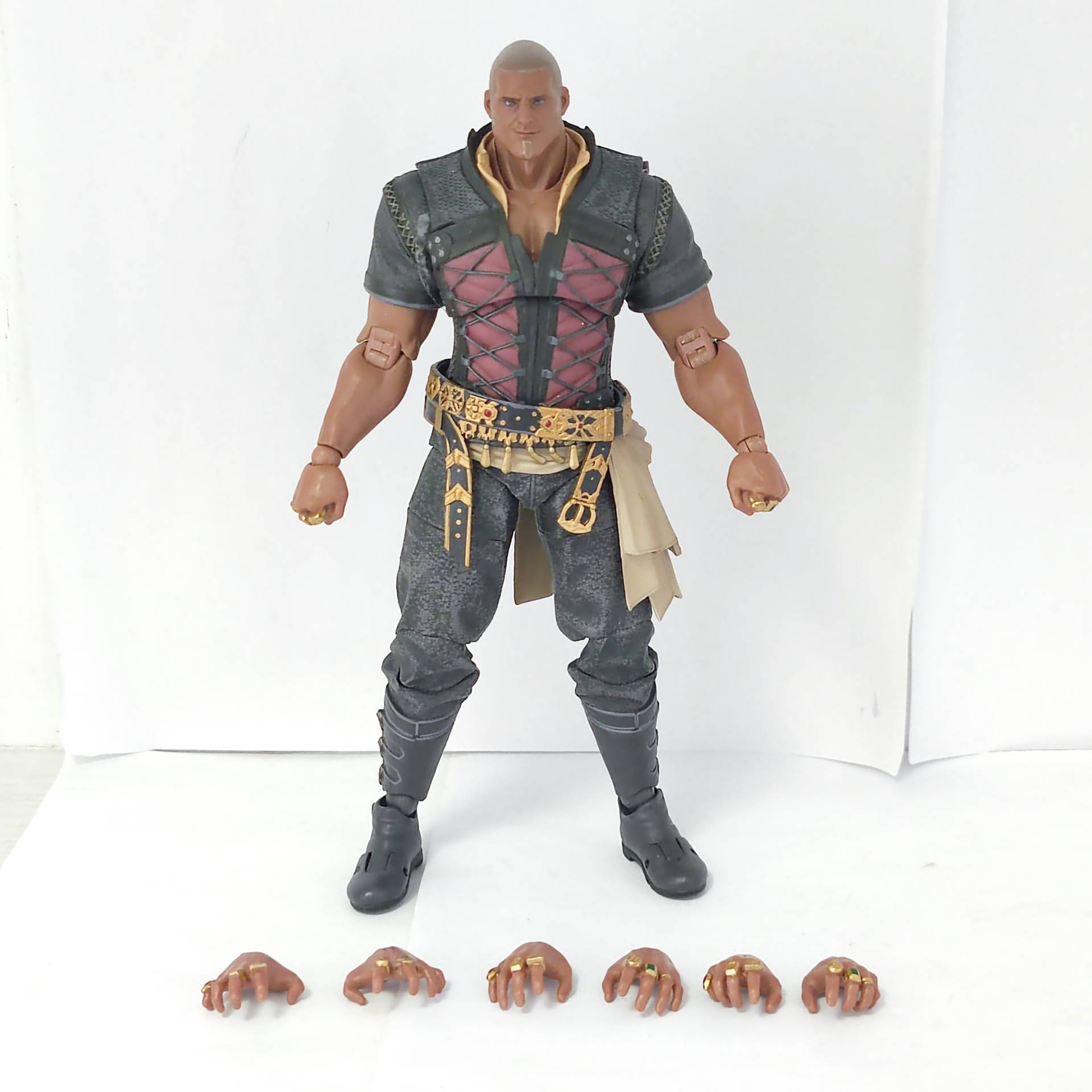 Figura suelta oficial Hugo Kup - Model Kit Final Fantasy reseña y precio
