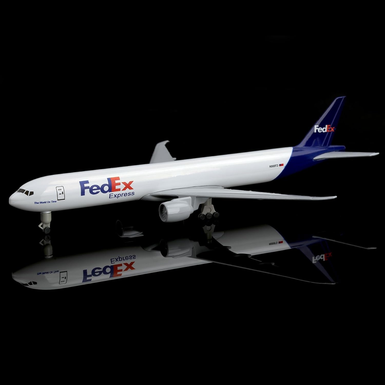 Modelo de Avión Fedex B777 de  - Model Kit Plane reseña y precio