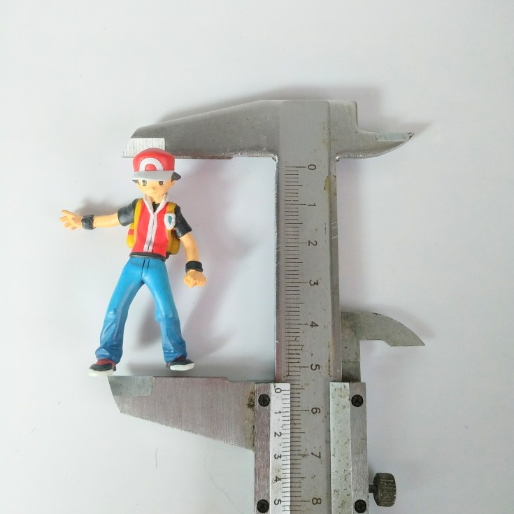 Pokemon Red Ash Ketchum muñeca - Model Kit Final Fantasy reseña y precio