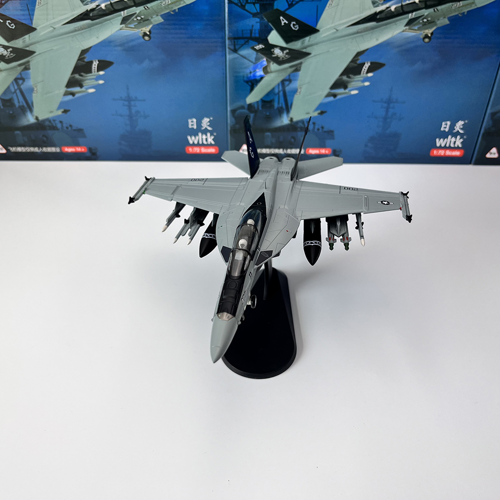 Modelo de Avión Militar a Esca - Model Kit Plane reseña y precio